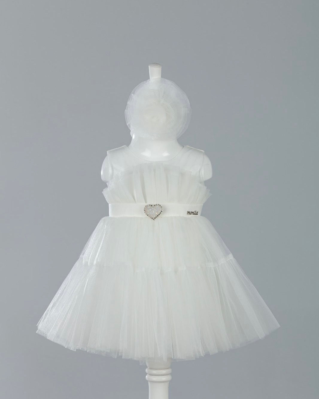 Feestjurk met hartvormige decoratie